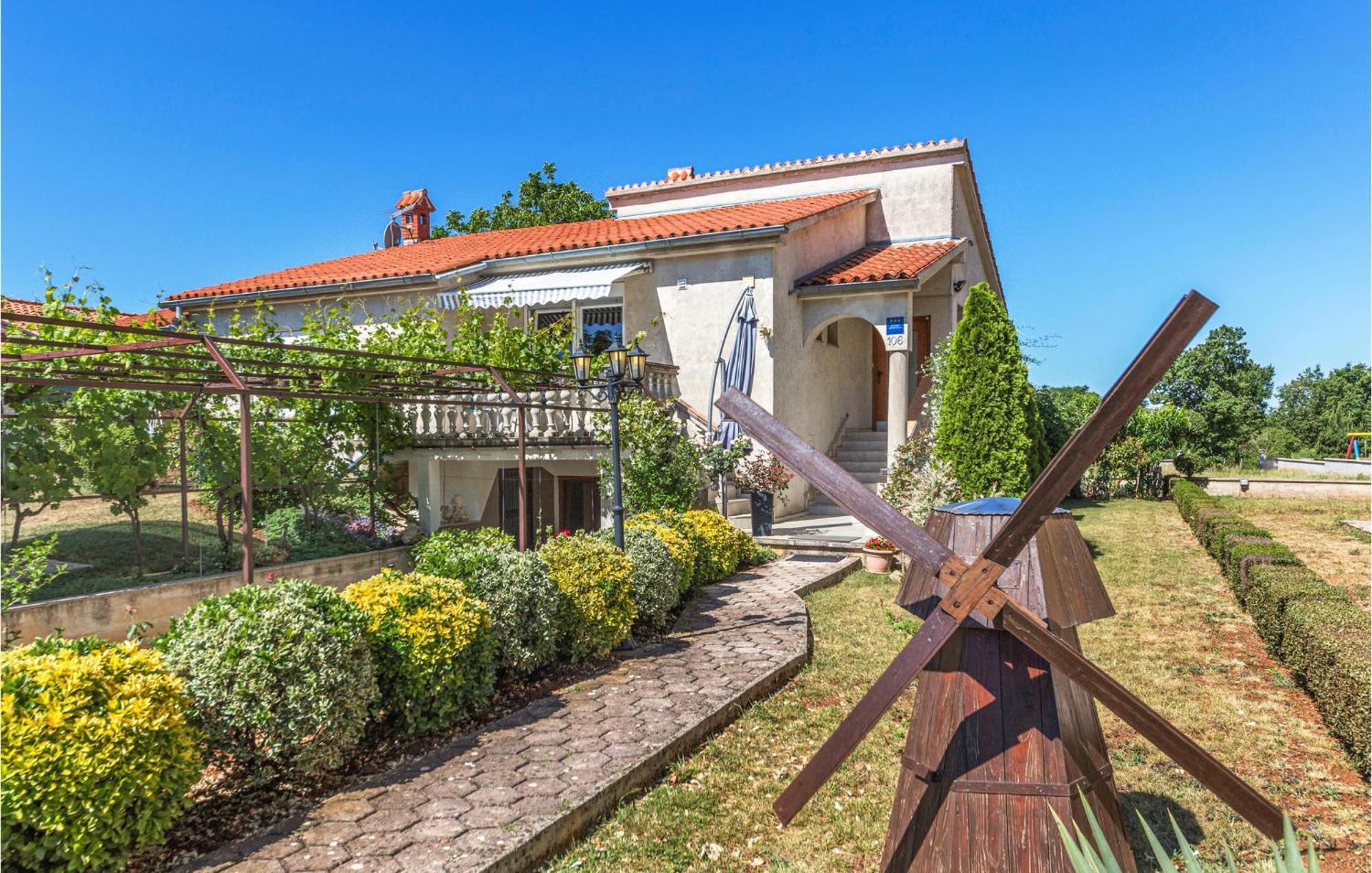 Awesome Studio In Pula With Wifi Exterior foto